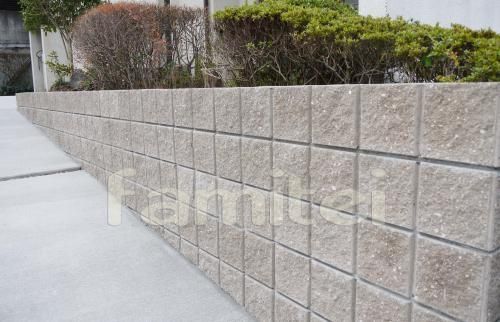 外構　塀：化粧ブロック